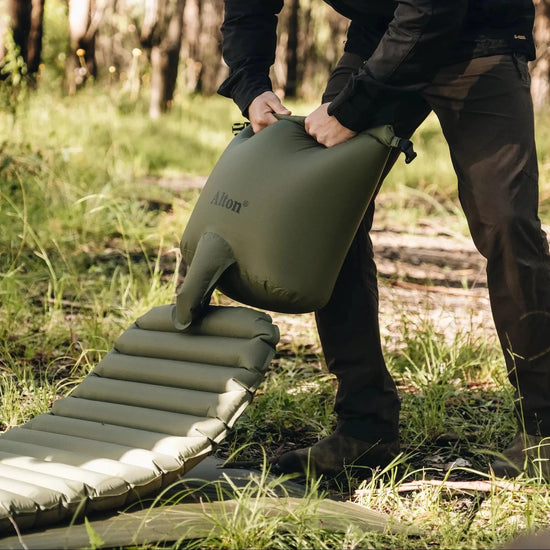 Insulated sleeping pad inflation process
