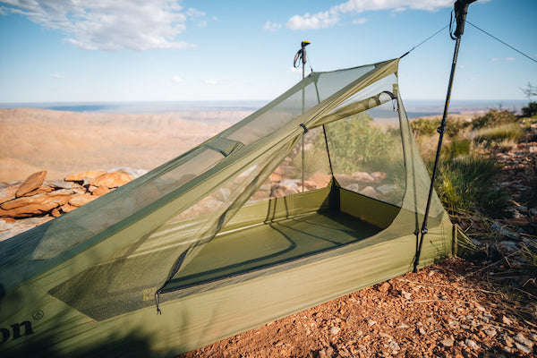 Mosquito net outlet tent