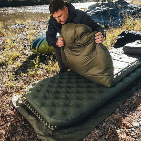 Insulated Sleeping Mat EXTREME (R8) With Pump Bag