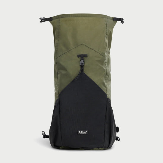 Ultralight Daypack & Hiking Pole Set